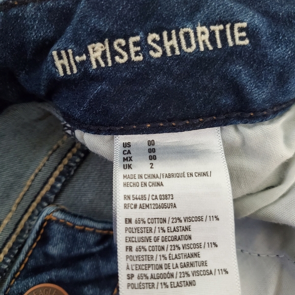 American Eagle High Rise Shortie Jean shots - Picture 5 of 6